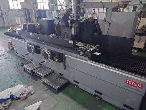 Japan Toyota Internal and External Cylindrical Grinding Machine
