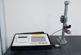 Surface roughness meter