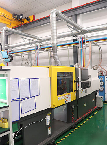 Injection molding machine - Frank 100T