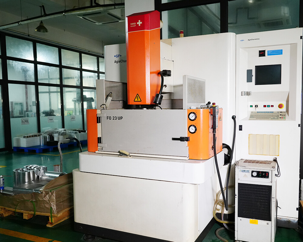 Blow Molding Tooling - Mirror-Finish EDM Machine