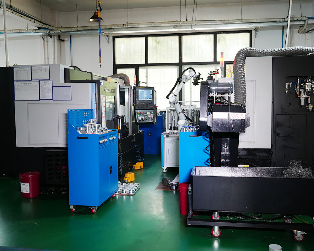 Blow Molding Tooling - Doosan Machining Center