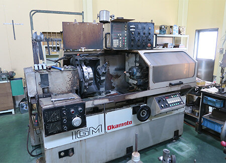 日本岡本IGM-2M型內(nèi)圓磨床