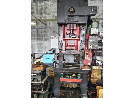 AMADA 冲床